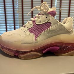 Balenciaga Women’s Sneakers Size 39