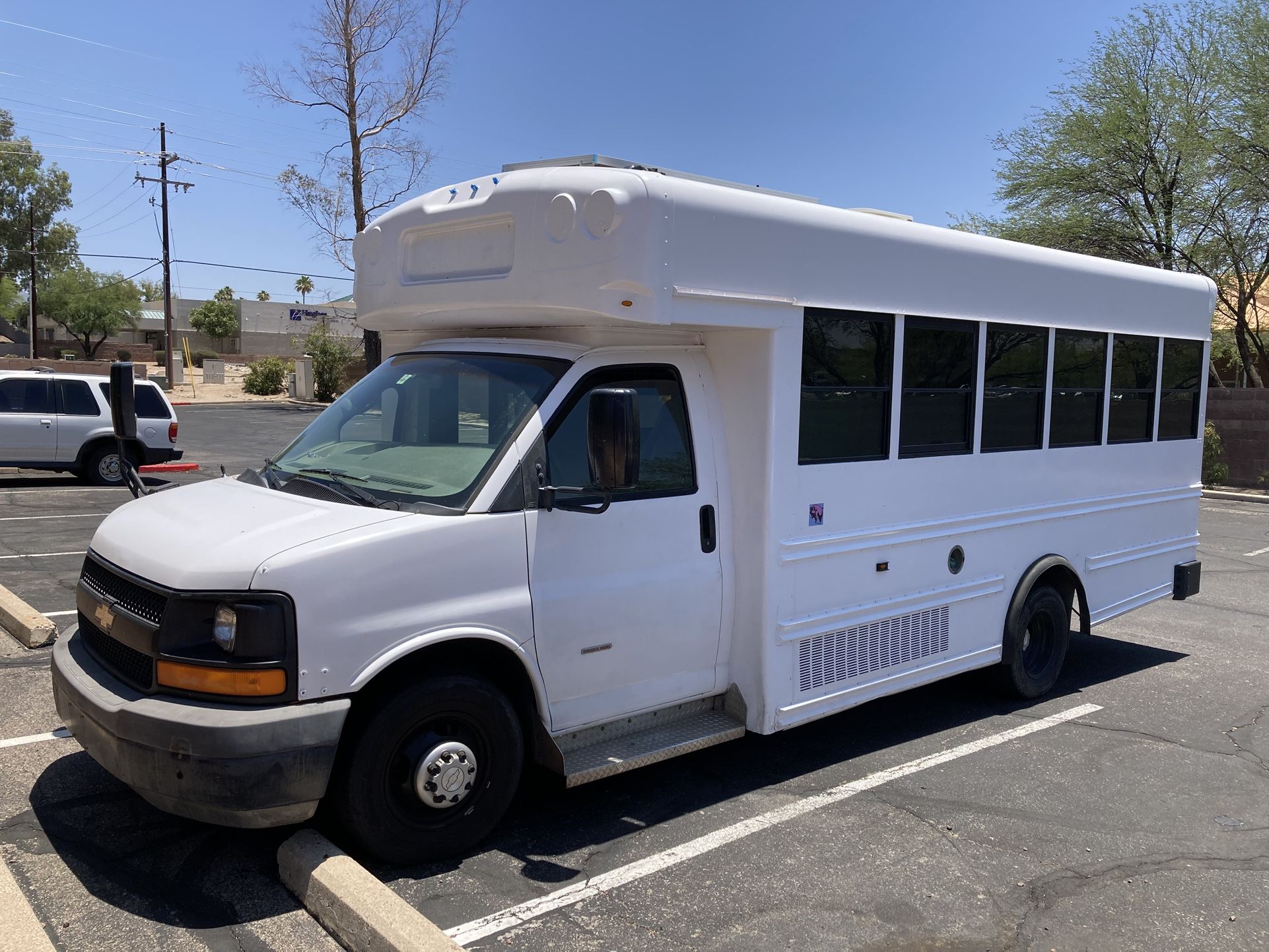2009 Chevy School Bus Conversion RV Skoolie