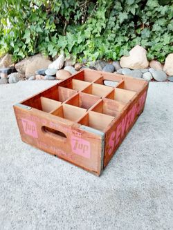 Antique 7-Up Wooden Create