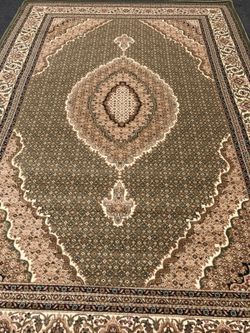 Brand new Persian Tabriz design Area Rug size 8x11 nice heavy green carpet