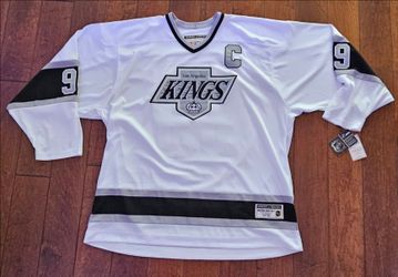 Wayne Gretzky Los Angeles Kings Heros of Hockey CCM NHL Jersey