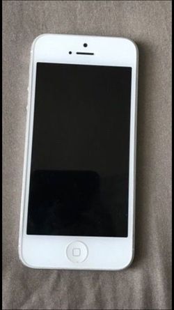*UNLOCKED iPhone 5 32G White