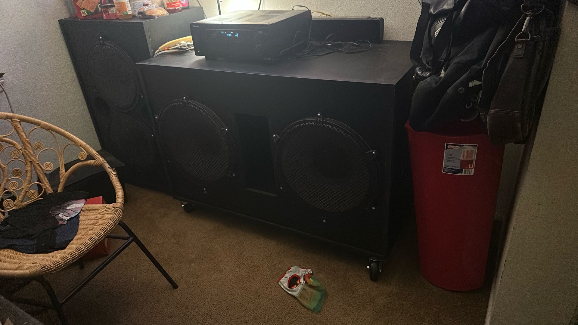 1box With 2 18” JBL SPEAKERS 1 Box With 2 12” JBL SPEAKERS