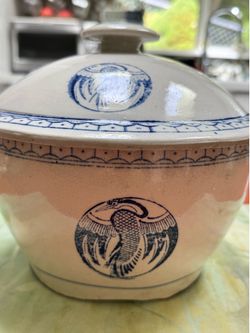 VINTAGE CERAMIC CRANE SERVING BOWL