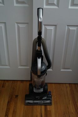 CASH ONLY !! Eureka Dash‐Sprint Upright Vacuum Anti‐Tangle LED Black Preowned Missing Tool