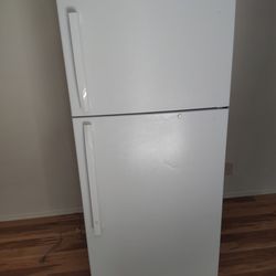 Like new Refrigerator!
