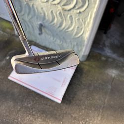 Odyssey Golf - White Steel #2 Blade Putter 35” RH NEW SuperStroke Grip