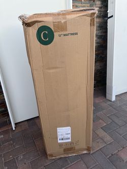 Cal-king 12” memory foam mattress