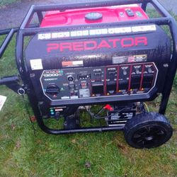 Predator 13,000 Generator 