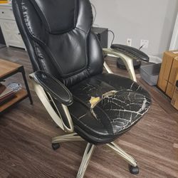 Cur. Alert: Free Office Chair