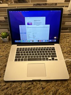 MacBook Pro 15 2.5GHz i7 Processor 16GB Ram 512GB SSD