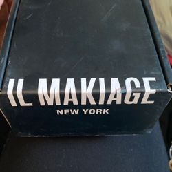 IL MAKIAGE FOUNDATION