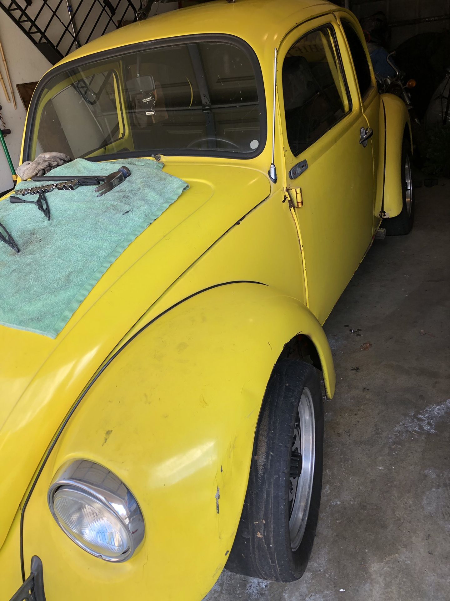 PART OUT 73 standard VW Bug