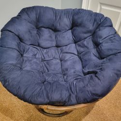 46” Round Papasan with navy blue cushion