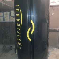 Sun Dazzler Stand Up Tanning Booth