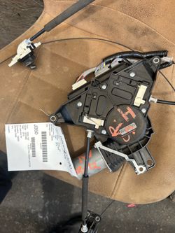 Honda Odyssey Electric Door Motor Passenger Side RH 2011 - 2017 ; J350