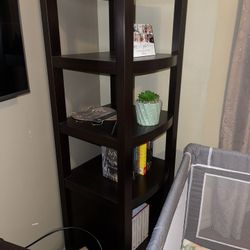 Livingroom Shelves 