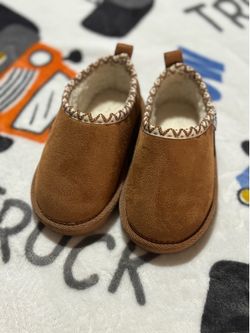 Pawz Toddler Slip ons