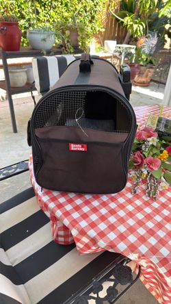 Boots And Barkley Dog Carrier