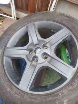 Rim land rover
