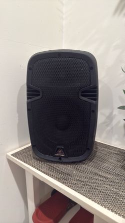 Two Behringer PK108A Speakers