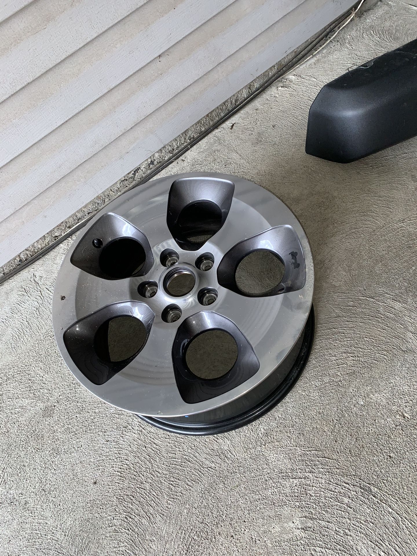 Stock jk Jeep Wrangler 18 inch wheels