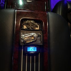 VIRGIN MARY PENDANT 14K 24.8 GRAMS