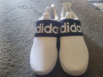 Shipping Available Used Great Condition Pair Of Men's Adidas Slip-On Shoes US Size 11
