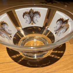 Vintage Anchor Hocking serving bowl 