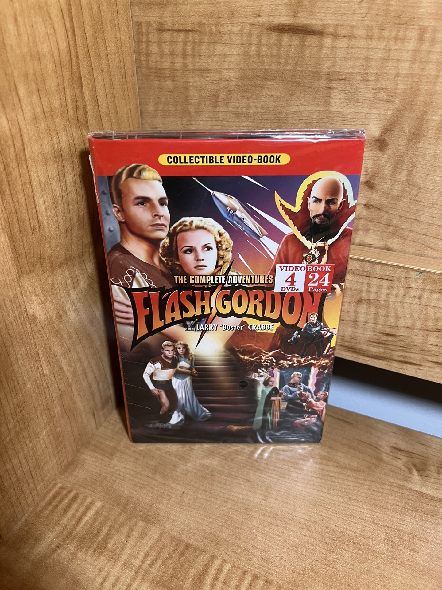 The Complete Adventures of Flash Gordon DVD 4-Disc Set + Collectible Book ) NEW!