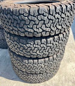 315/70/17 Bfgroodrich vendo un set de llantas usadas excelente condiciones de vida las 4 ✅🤩I am selling a set of used tires, all 4 in excellent livin