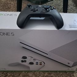 Xbox One S 1TB 