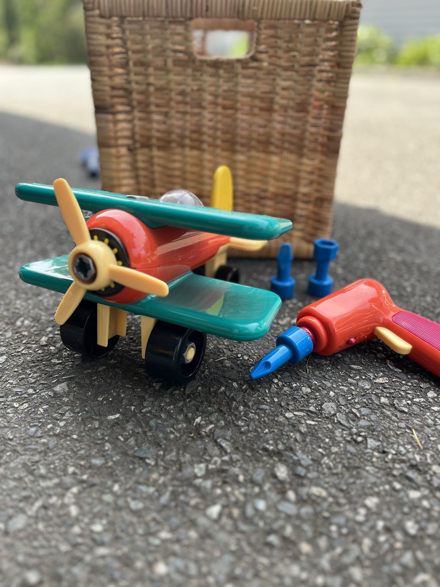 Battat – Take-Apart Airplane, Toy