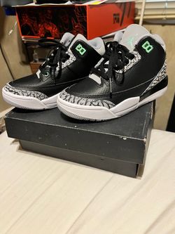 Kids Jordan size 12c