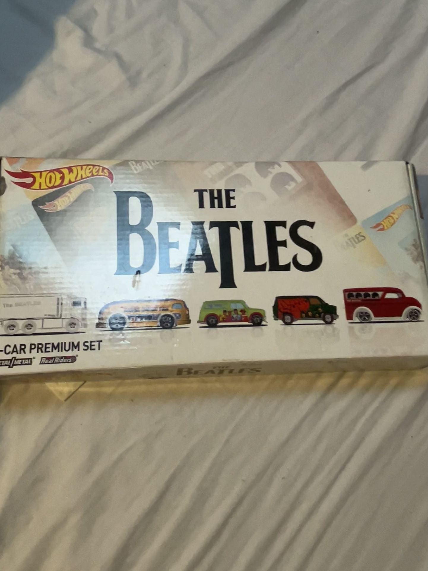 The Beatles Hot wheel 5 car premium Set