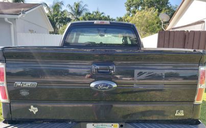 F150 tail gate with key