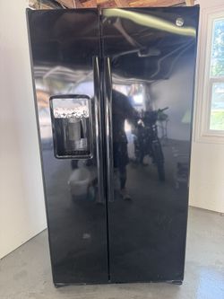 GE Counter Depth Refrigerator