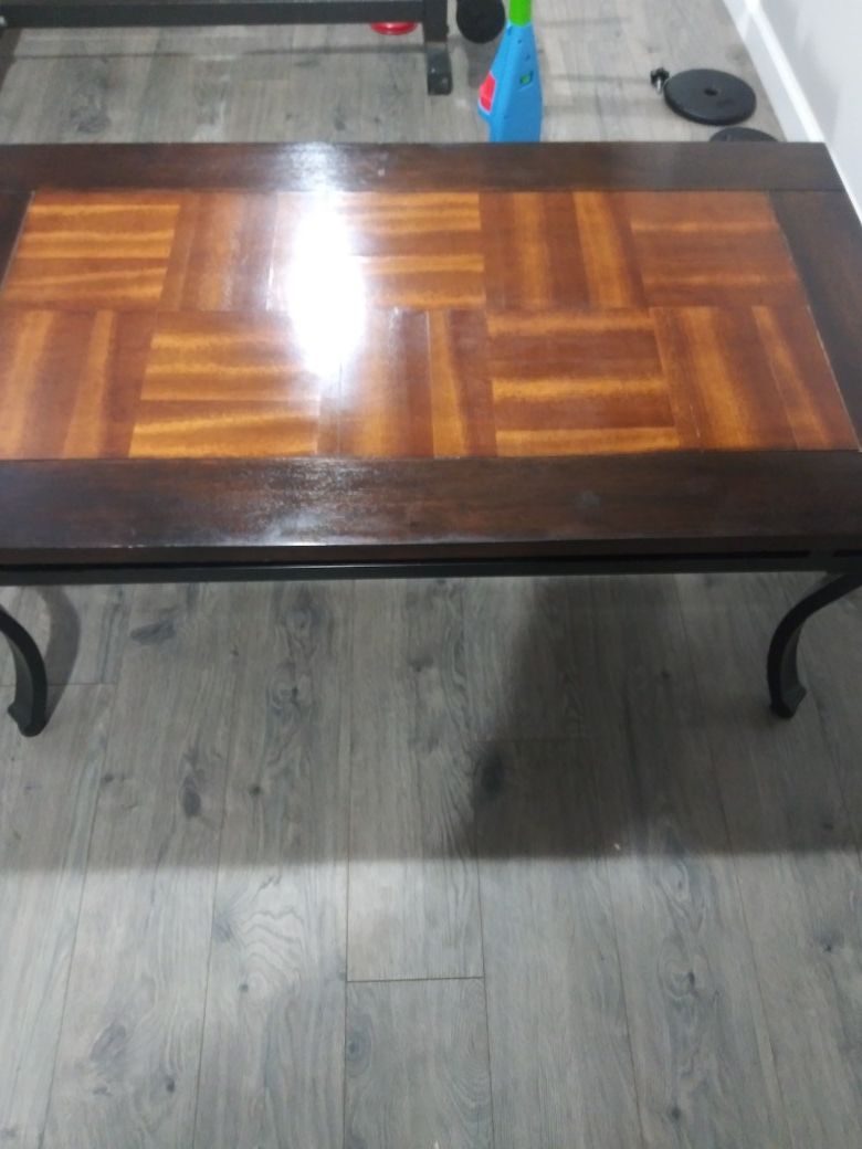 Beautiful coffee-table fair condition