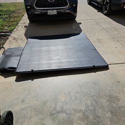 Trifecta 2.0 Truck Bed Cover