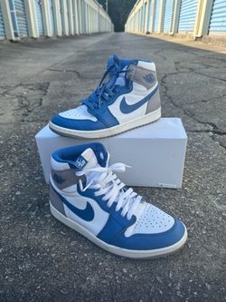 Jordan Retro 1 “True Blue” Size 10