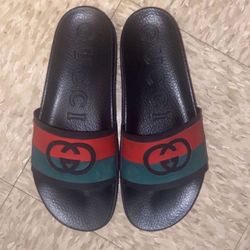 Gucci Slides   Men 11.5.    120$