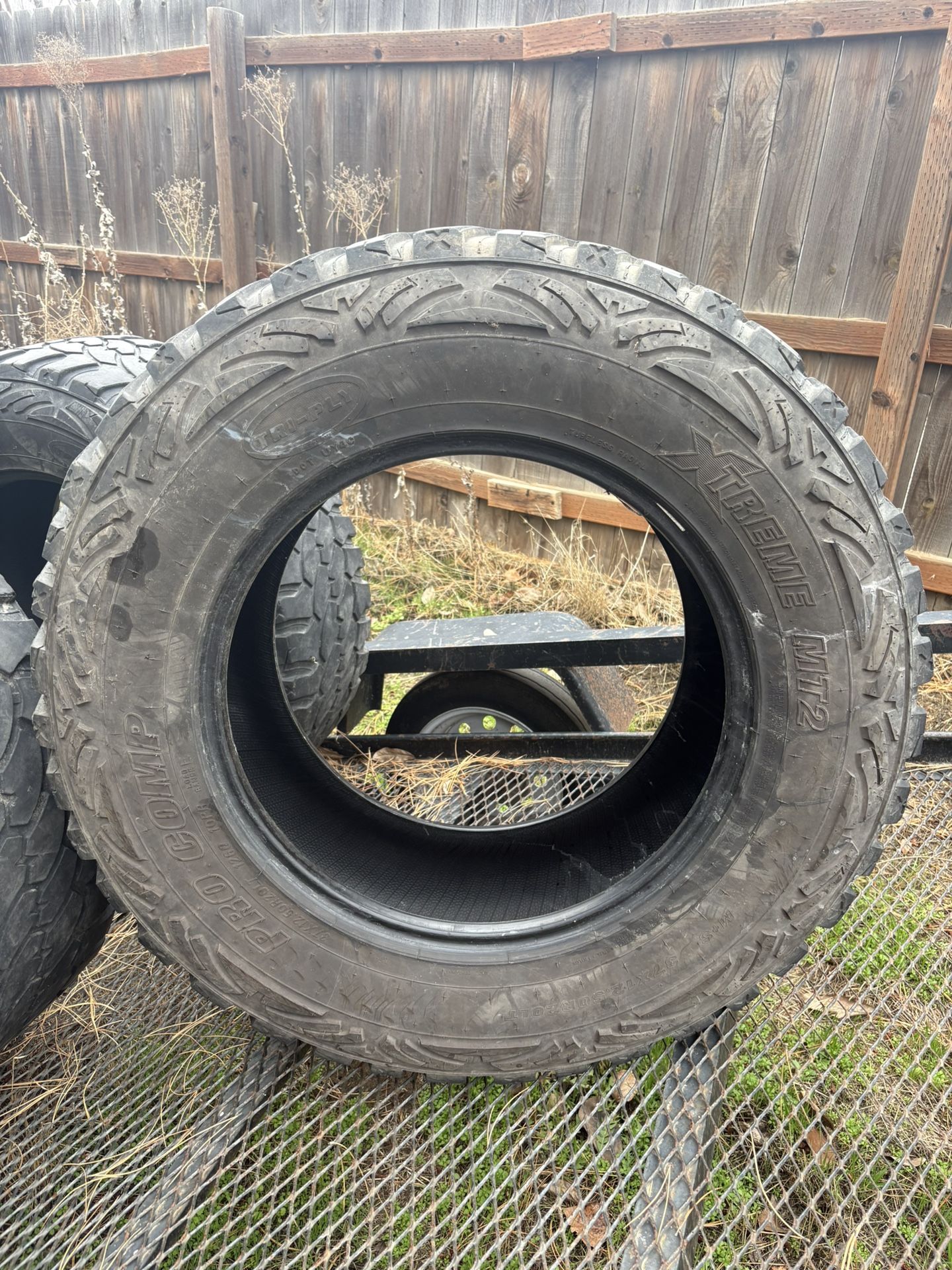 37x12.5r20 Pro Comp Xtreme MT 2