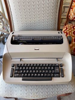IBM Selectric Electric Typewriter