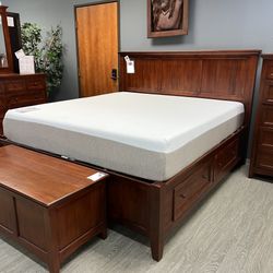 Solid Mahogany Wood Bed Frame 2 Storage Drawers - New Traditions 