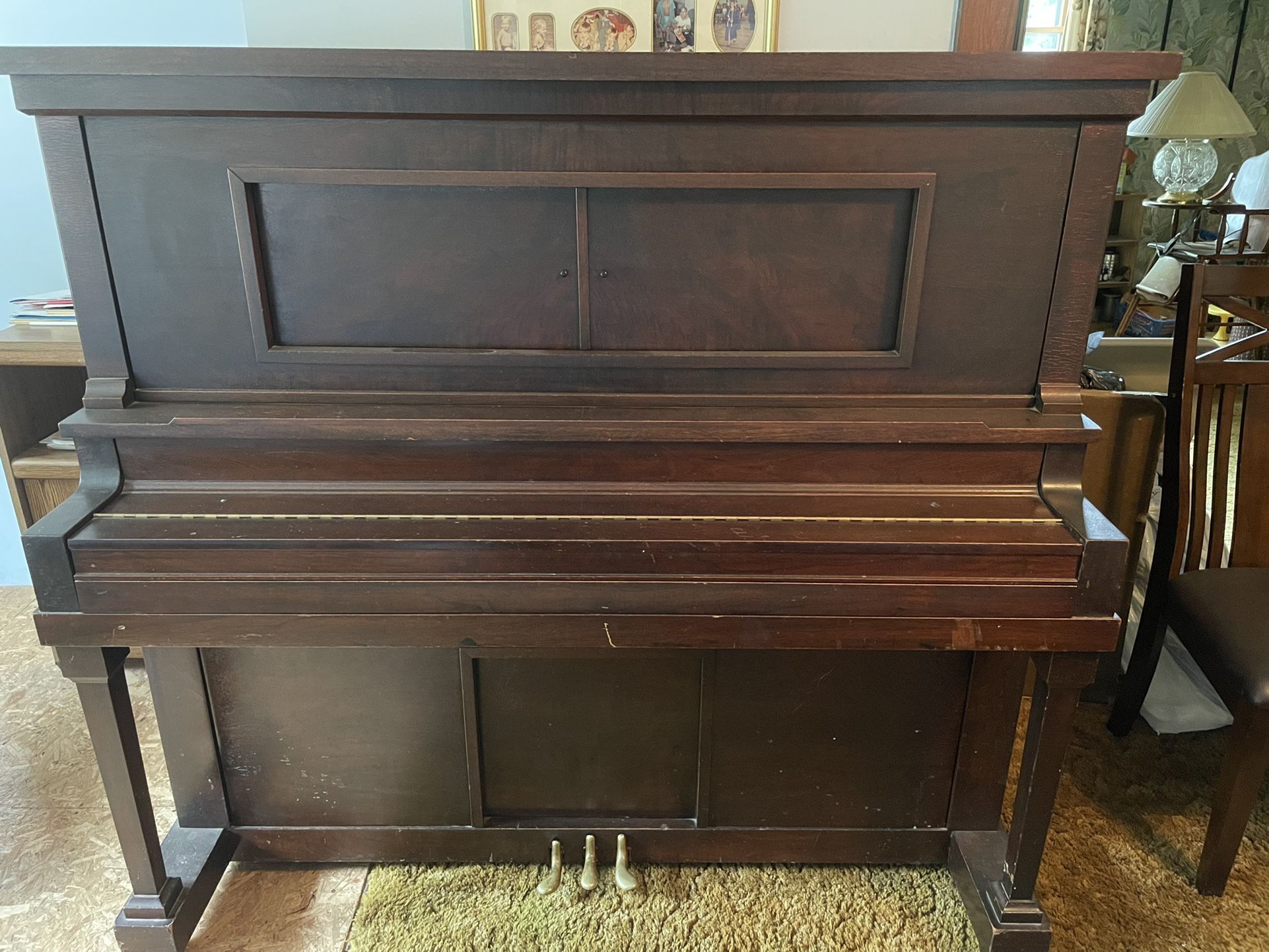 Full Size Upright Piano