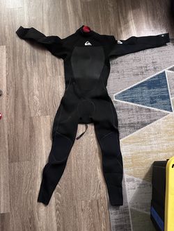 Quiksilver full body wet suit