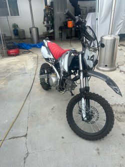 125 cc dirtbike
