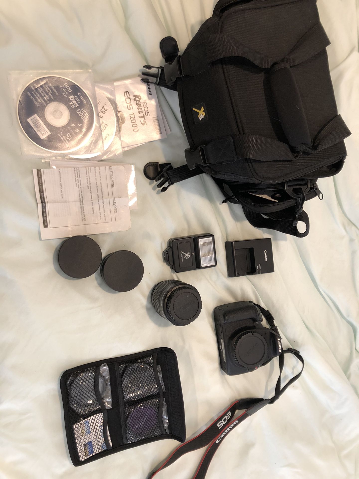 Canon rebel T5 camera Kit