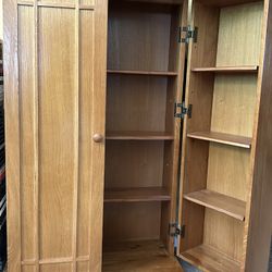 2 Movie/game Cabinets