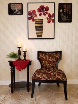 Modern Upholstered Accent Chair – Dark Wood Frame